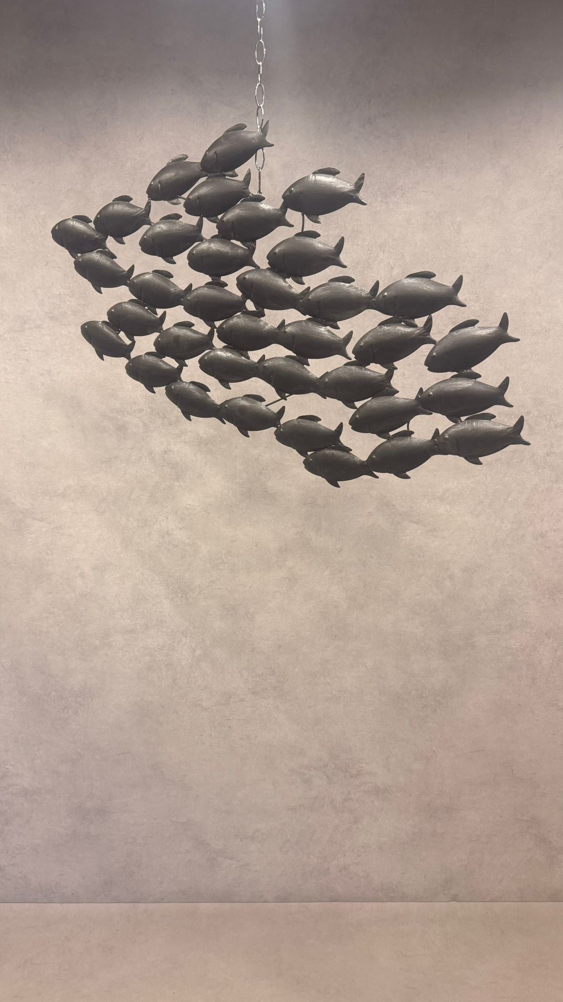 Grosse Fischschwarm Wandskulptur aus Metall