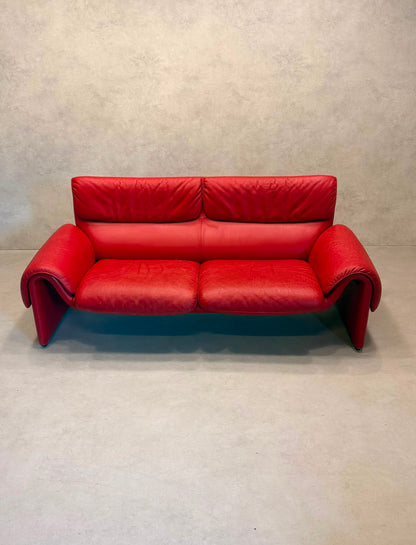 De Sede DS-2011 Ledersofa aus den 80`s in rot