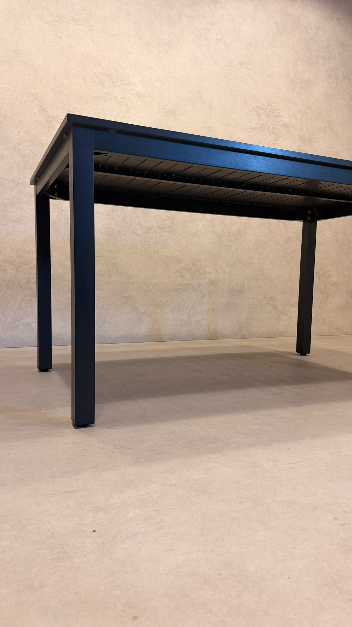 Moderner Aluminium Gartentisch Anthrazit Lattenoptik