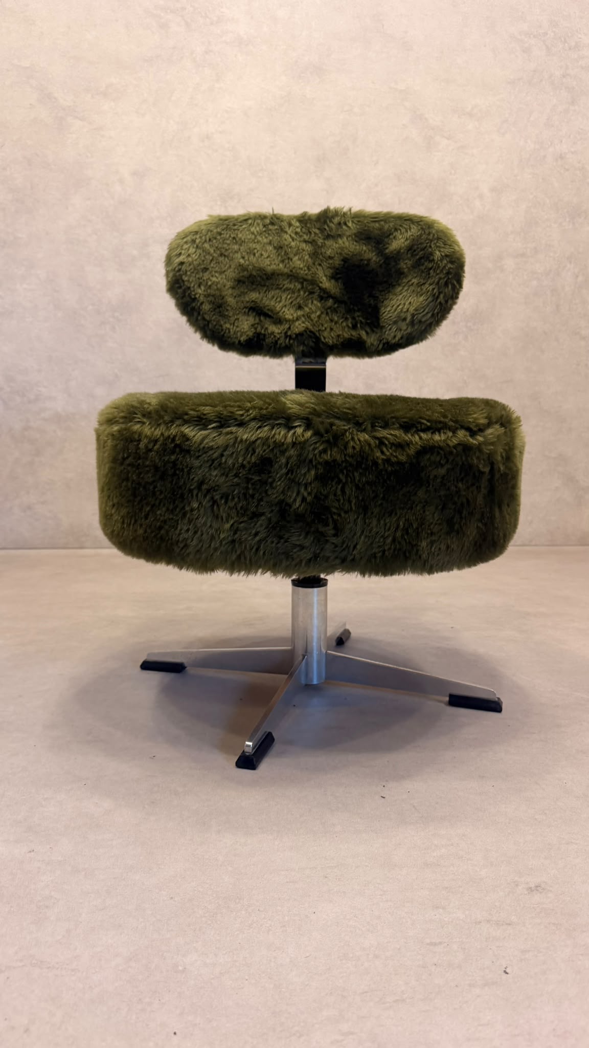 Vintage 70er Flokati Plüsch Sessel Lounge Stuhl Olivgrün