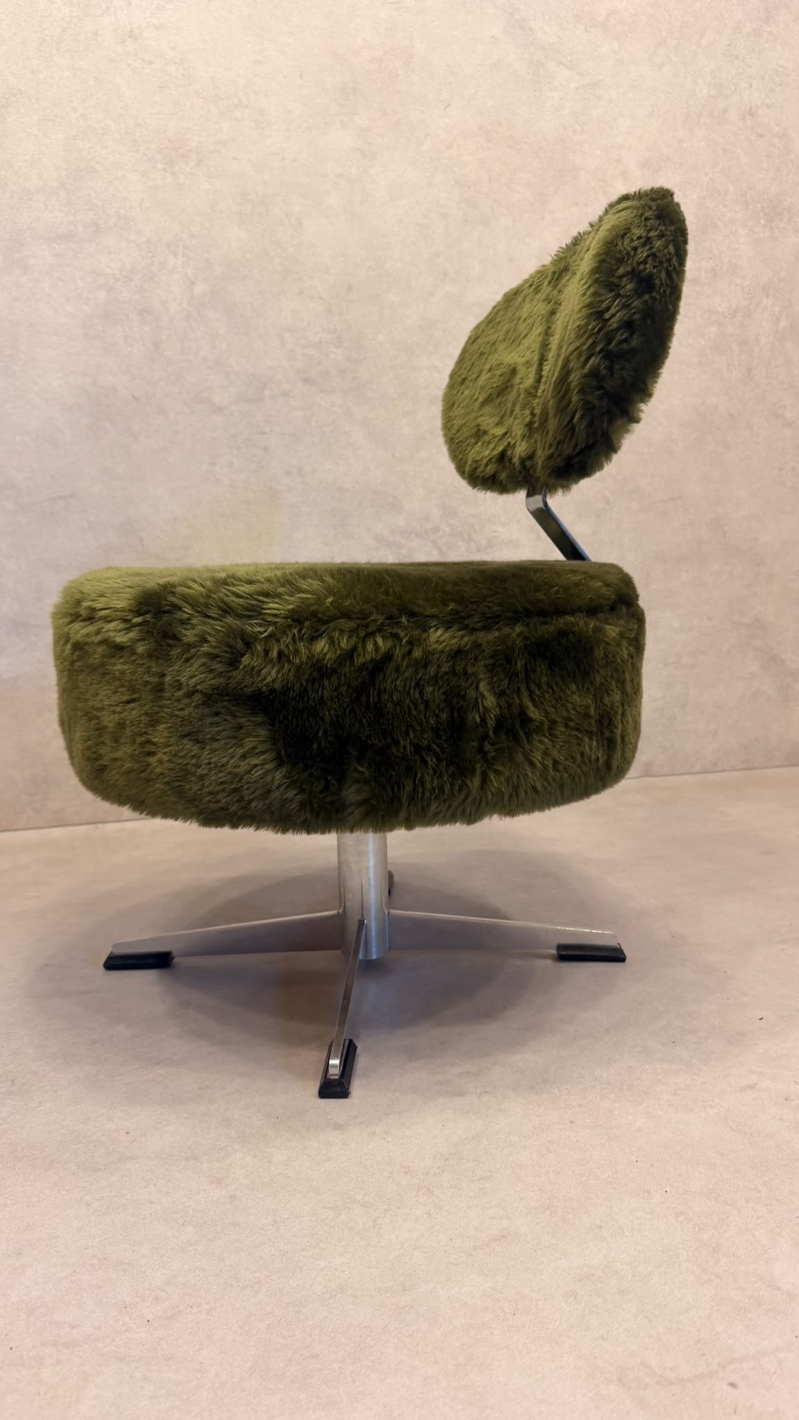 Vintage 70er Flokati Plüsch Sessel Lounge Stuhl Olivgrün