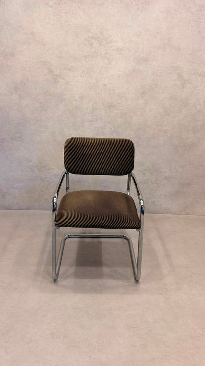 Vintage Bauhaus Freischwinger Sessel gepolstert