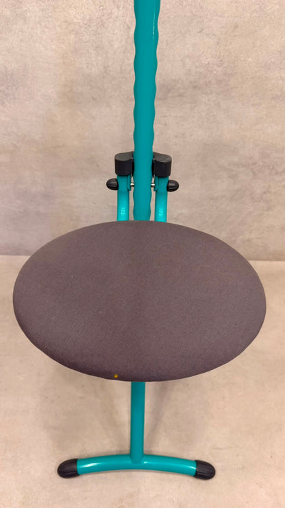 Höhenverstellbare ergonomische Stehhilfe/ Bügelsitz