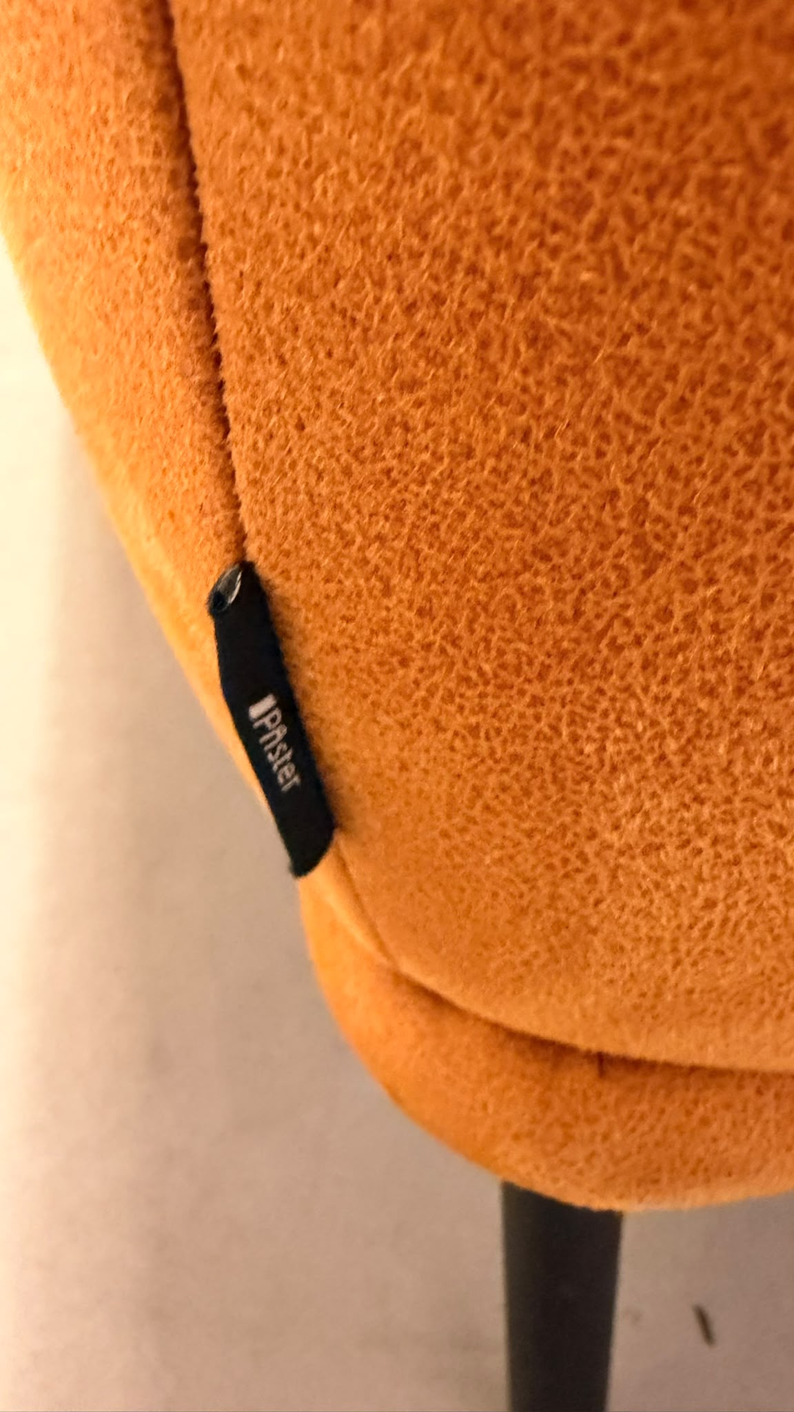 Johann Jakob Grace Sofa von Pfister in Terracotta Orange 3x
