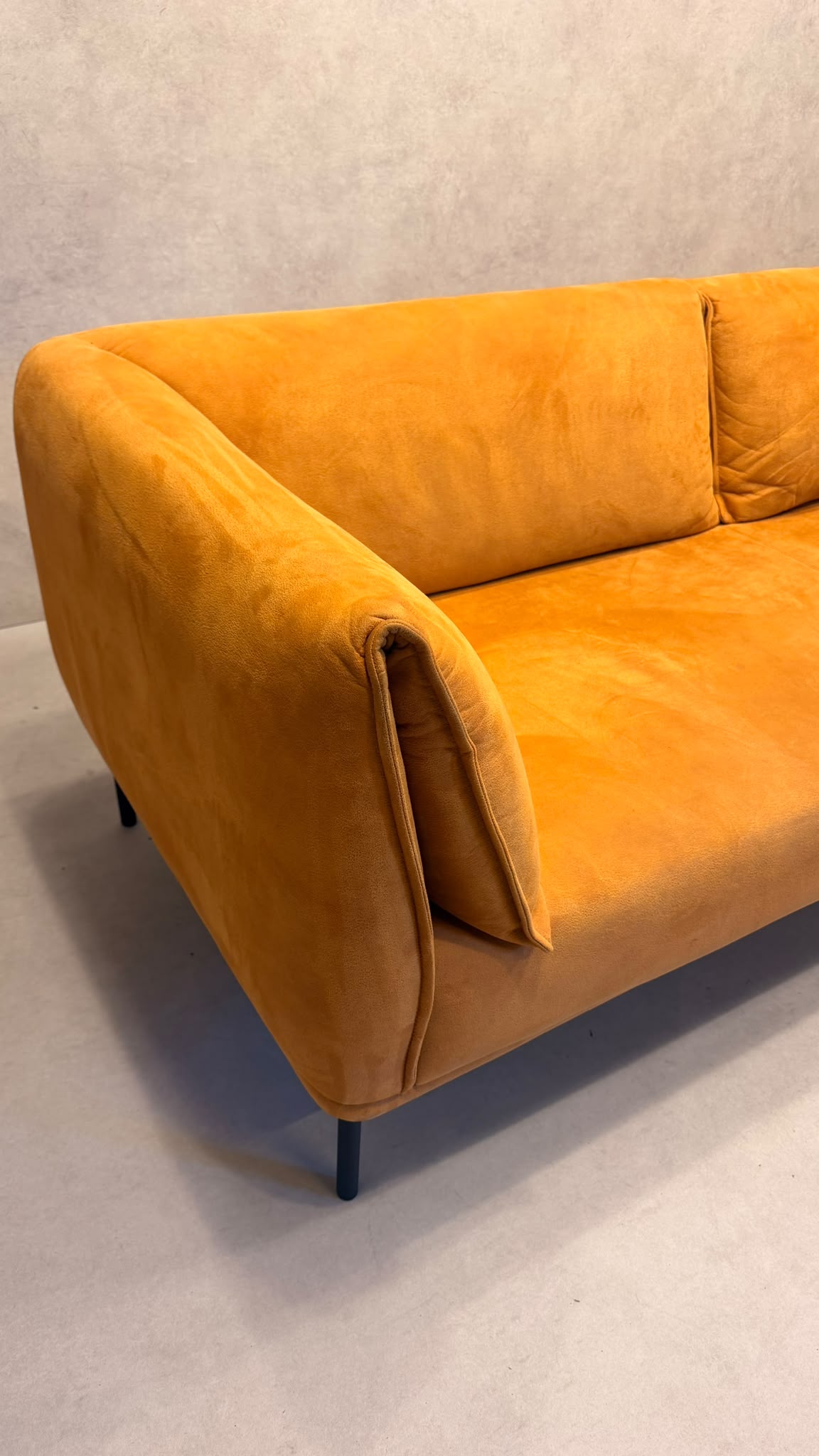 Johann Jakob Grace Sofa von Pfister in Terracotta Orange 3x