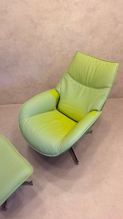 Skandinavischer Sessel Lotus von Kebe aus Leder mit Ottoman