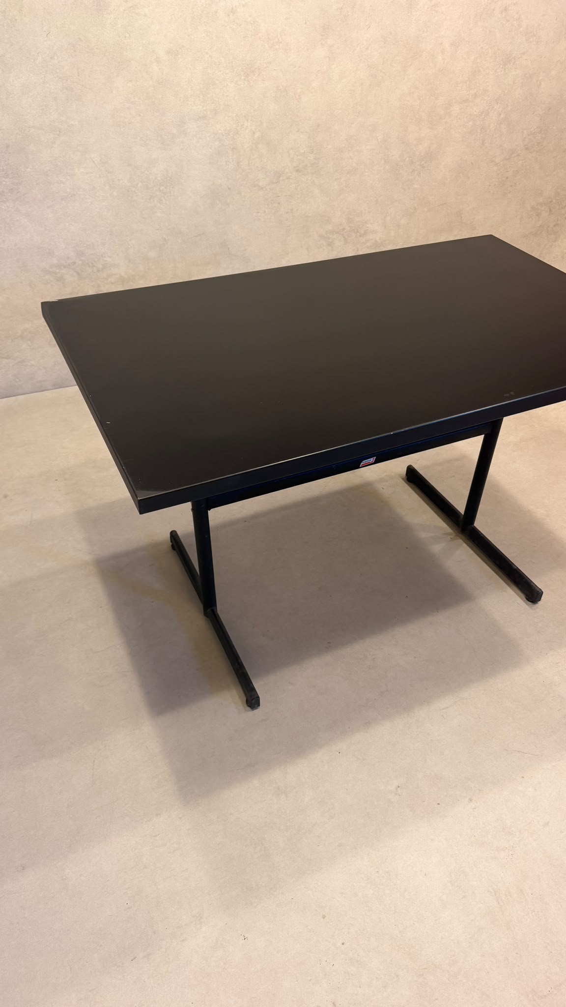 Schaffner Gartentisch klappbar – Schweizer Qualität Schwarz