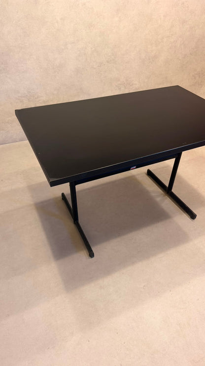 Schaffner Gartentisch klappbar – Schweizer Qualität Schwarz