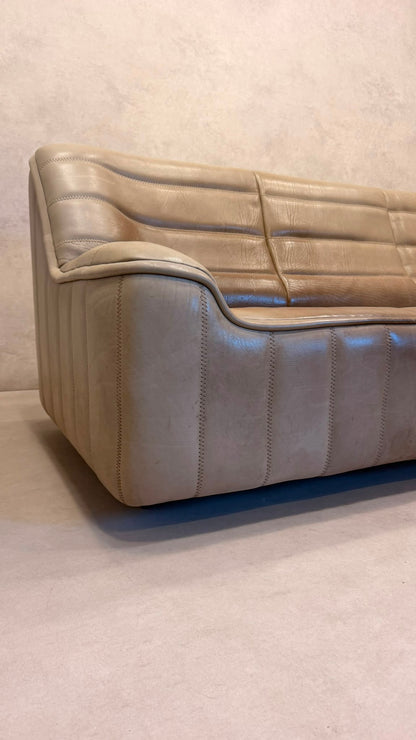 3-Sitzer Sofa DS-84 von De Sede aus Büffelleder (1)