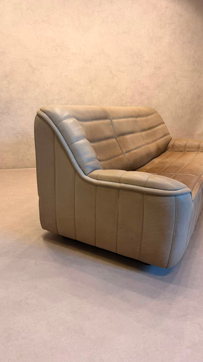 3-Sitzer Sofa DS-84 von De Sede aus Büffelleder (1)