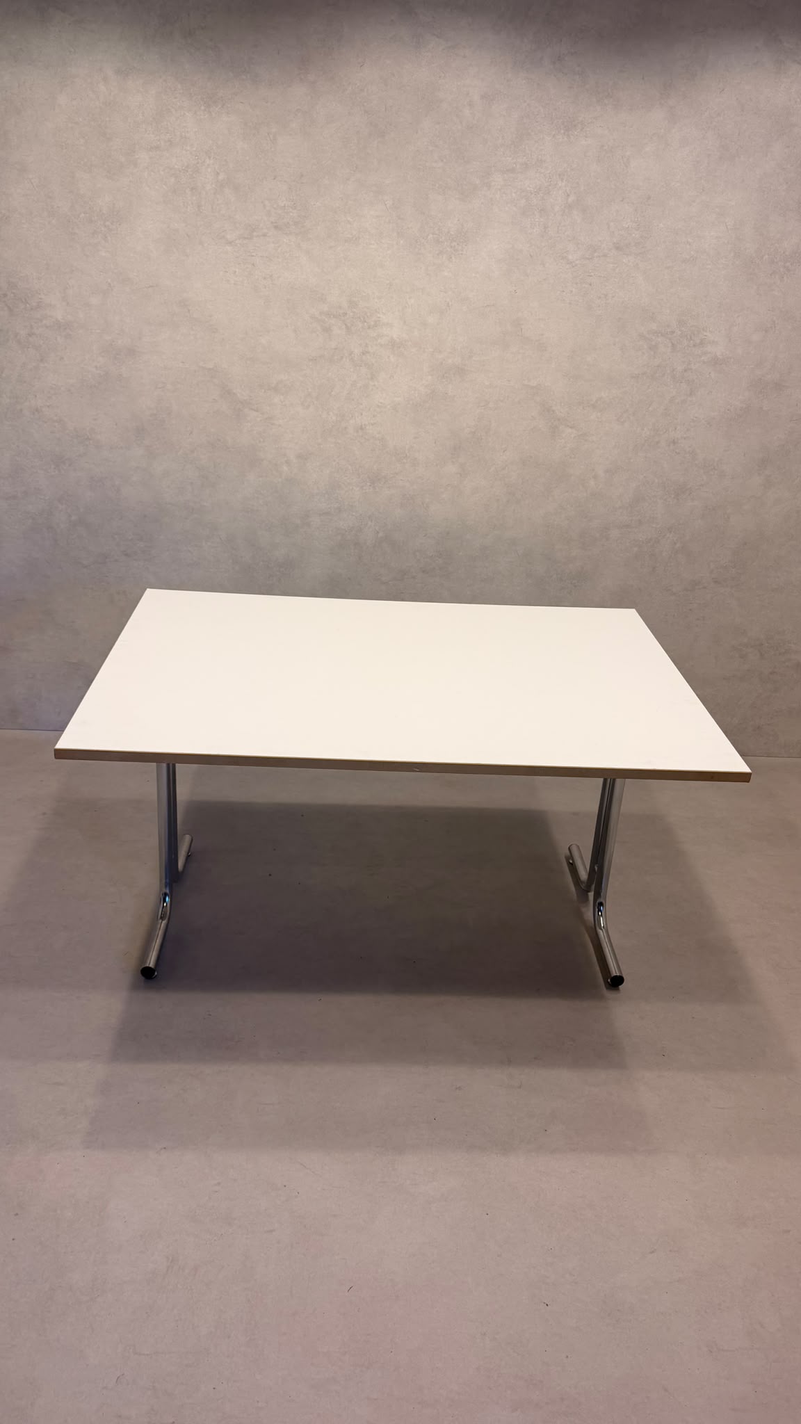 Vintage Klapptisch Arbeitstisch Bürotisch mit Chrombeinen