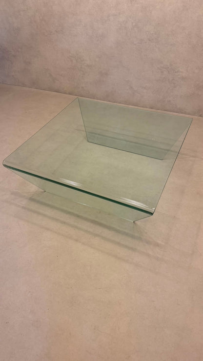 Italienischer Couchtisch Coffee Table aus gebogenem Klarglas