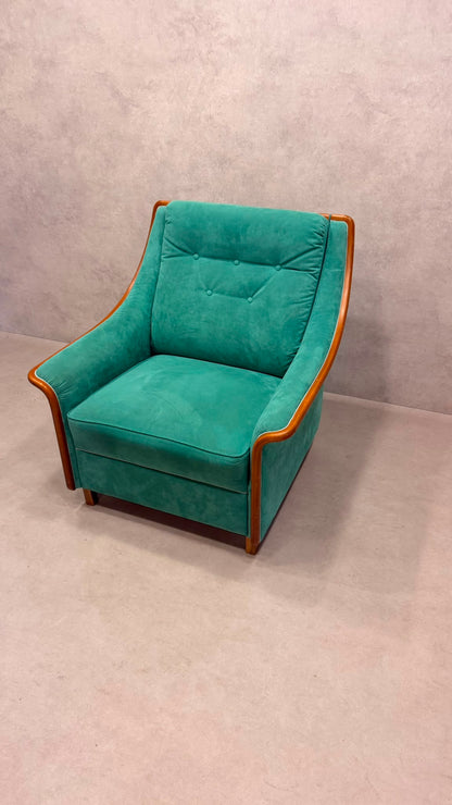 Vintage Sessel grün mit Holzrahmen – Retro Ohrensessel