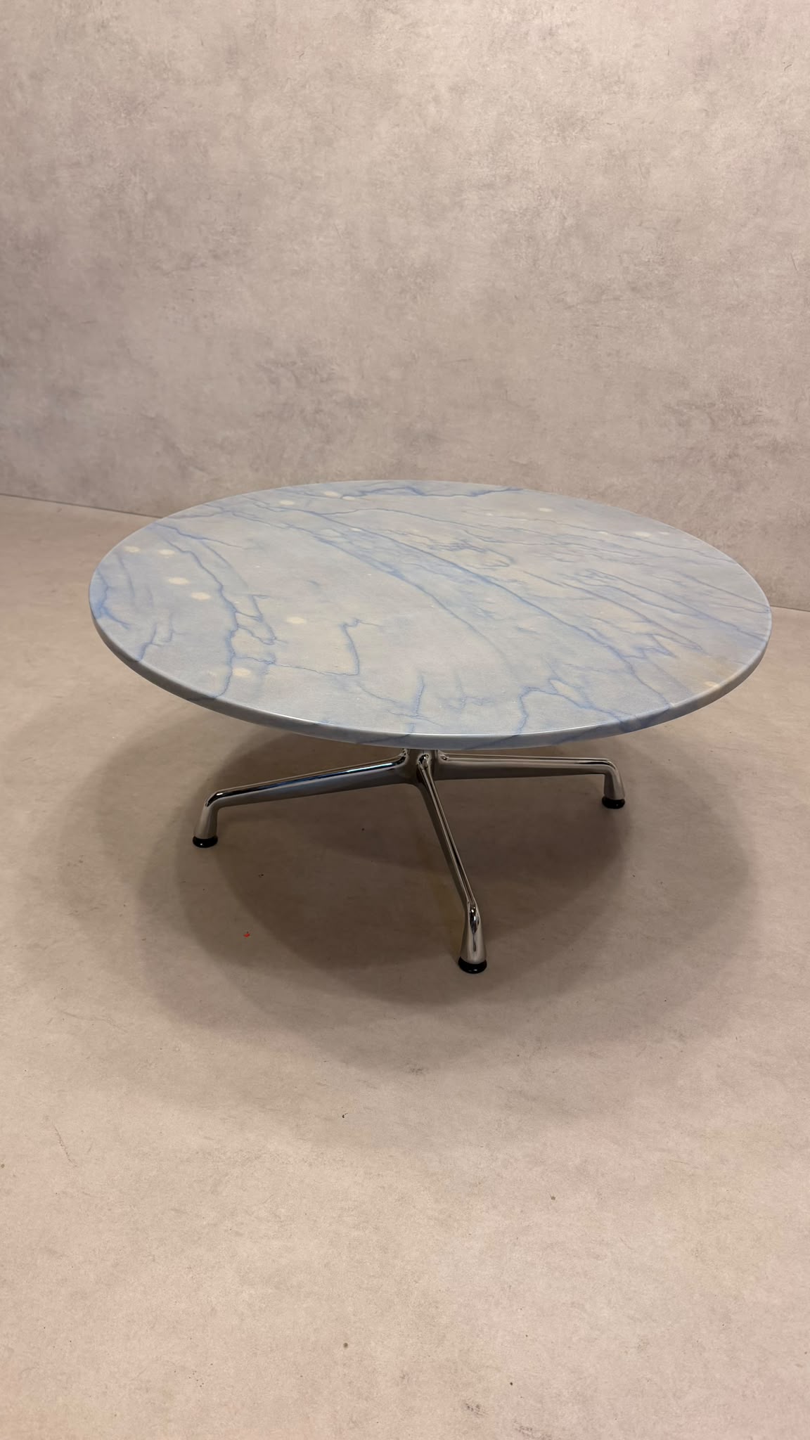 Vitra Eames Contract Table Couchtisch  für Herman Miller