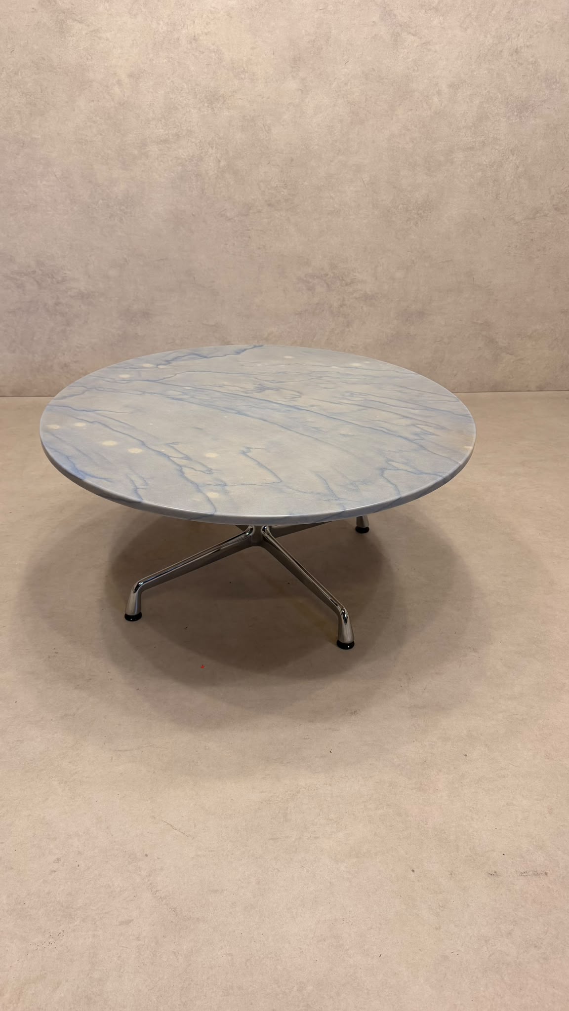 Vitra Eames Contract Table Couchtisch  für Herman Miller