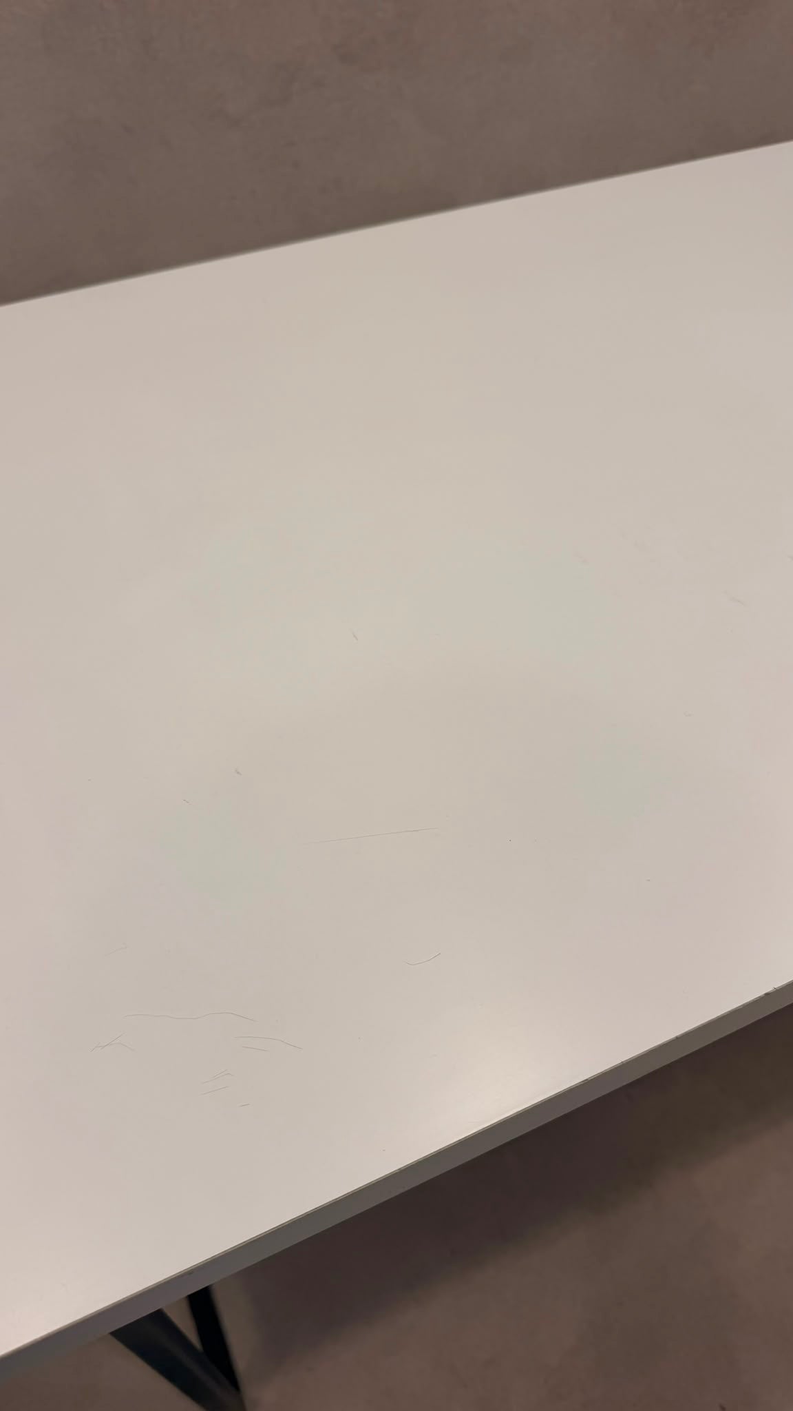 Vintage Schreibtisch mit zwei Schubladen und Metallgestell