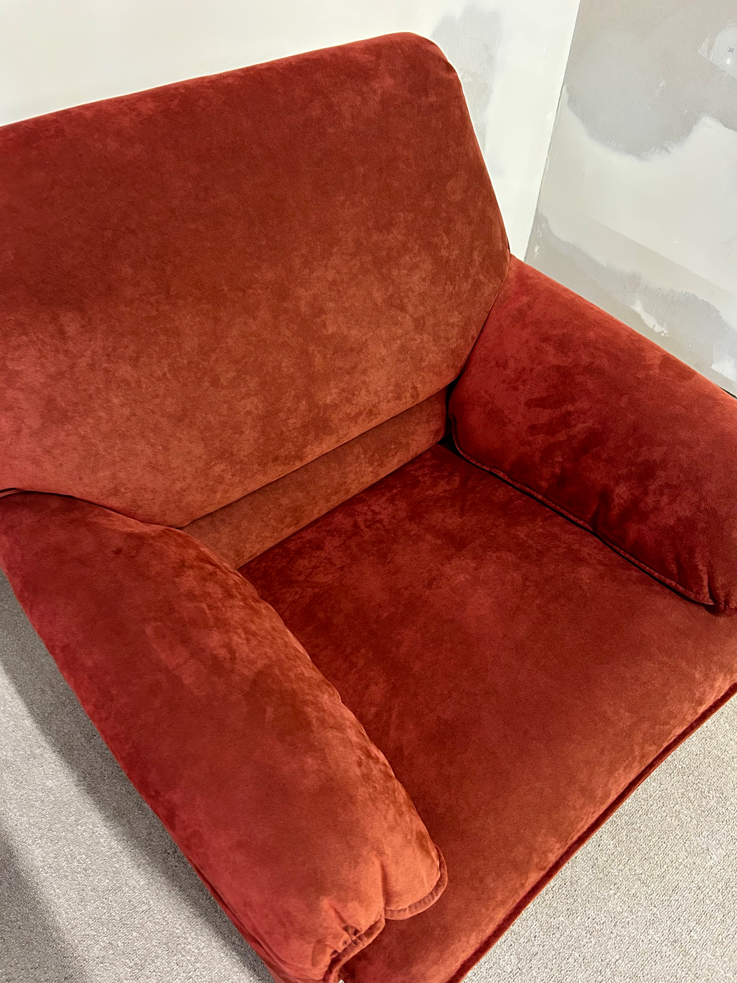 Leolux Bora Bora Sessel Alcantara rot
