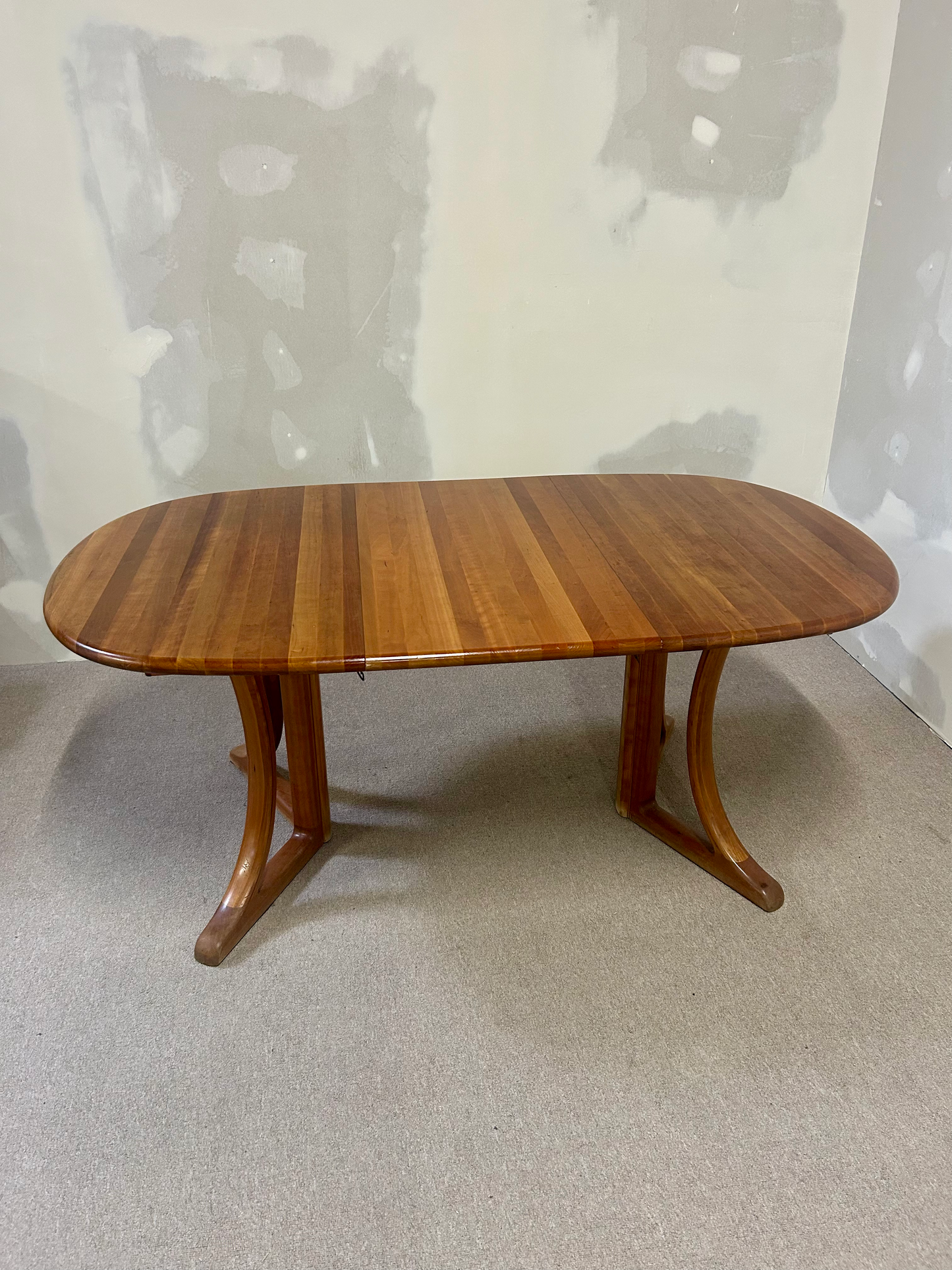Ovaler ausziehbarer Varde Esstisch Teakholz Mid-Century