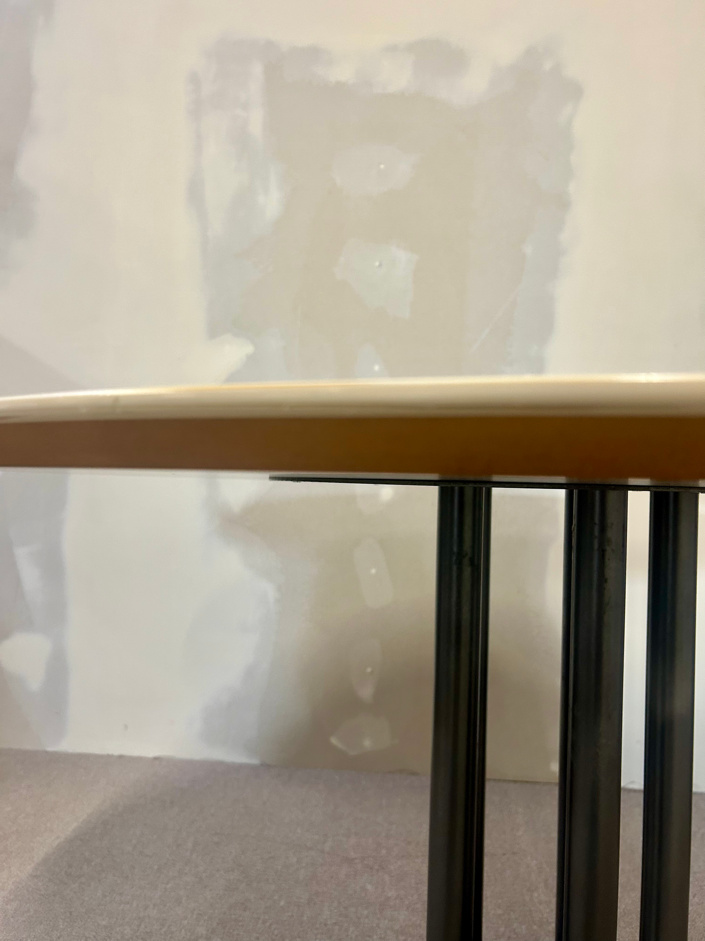 Grosser runder Esstisch / Büro tisch