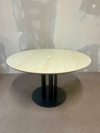 Grosser runder Esstisch / Büro tisch